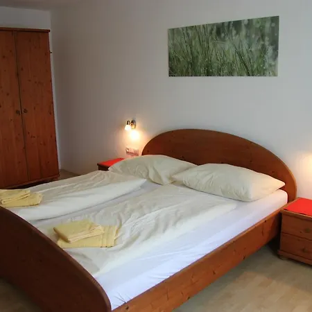 Gaestezimmer Am Bauernhof