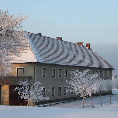 Gaestezimmer Am Bauernhof 3* Behamberg
