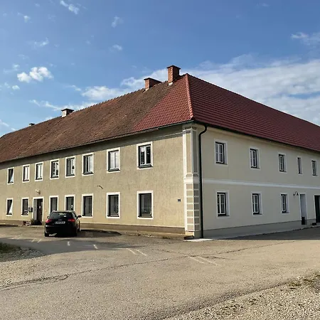 Gaestezimmer Am Bauernhof Penzion 3*
