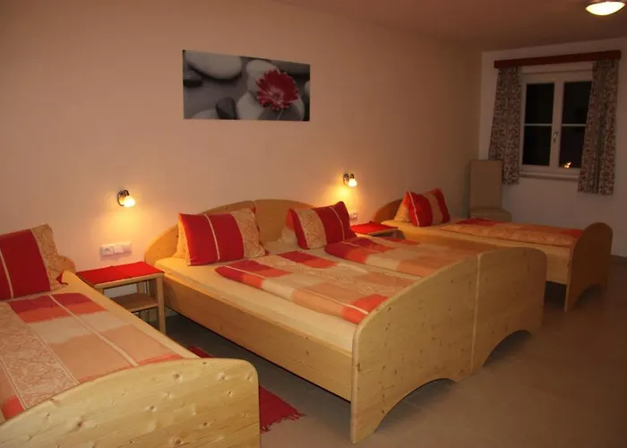 Pensión Merkinger 3*